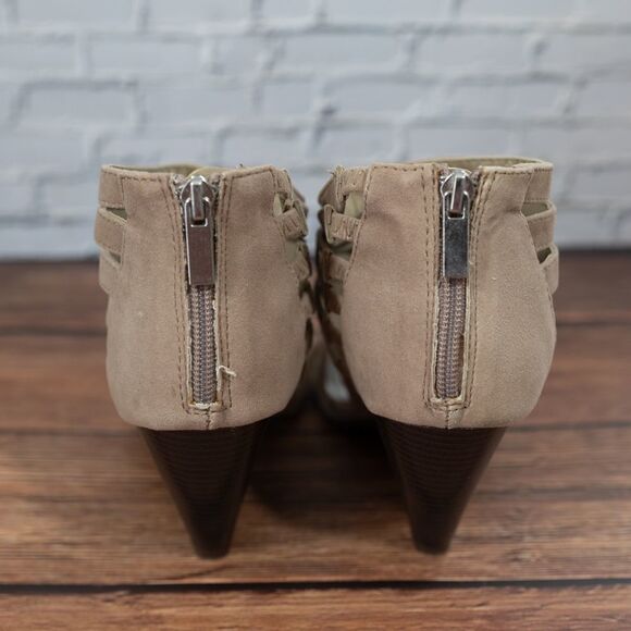 BAMBOO brand heels - Picture 4 of 9